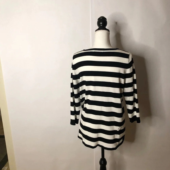 Black and white sweater.  Size Large sweater. - Picture 2 of 3